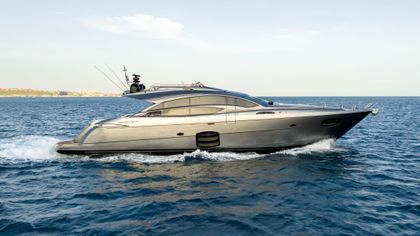74' Pershing 2017 Yacht For Sale